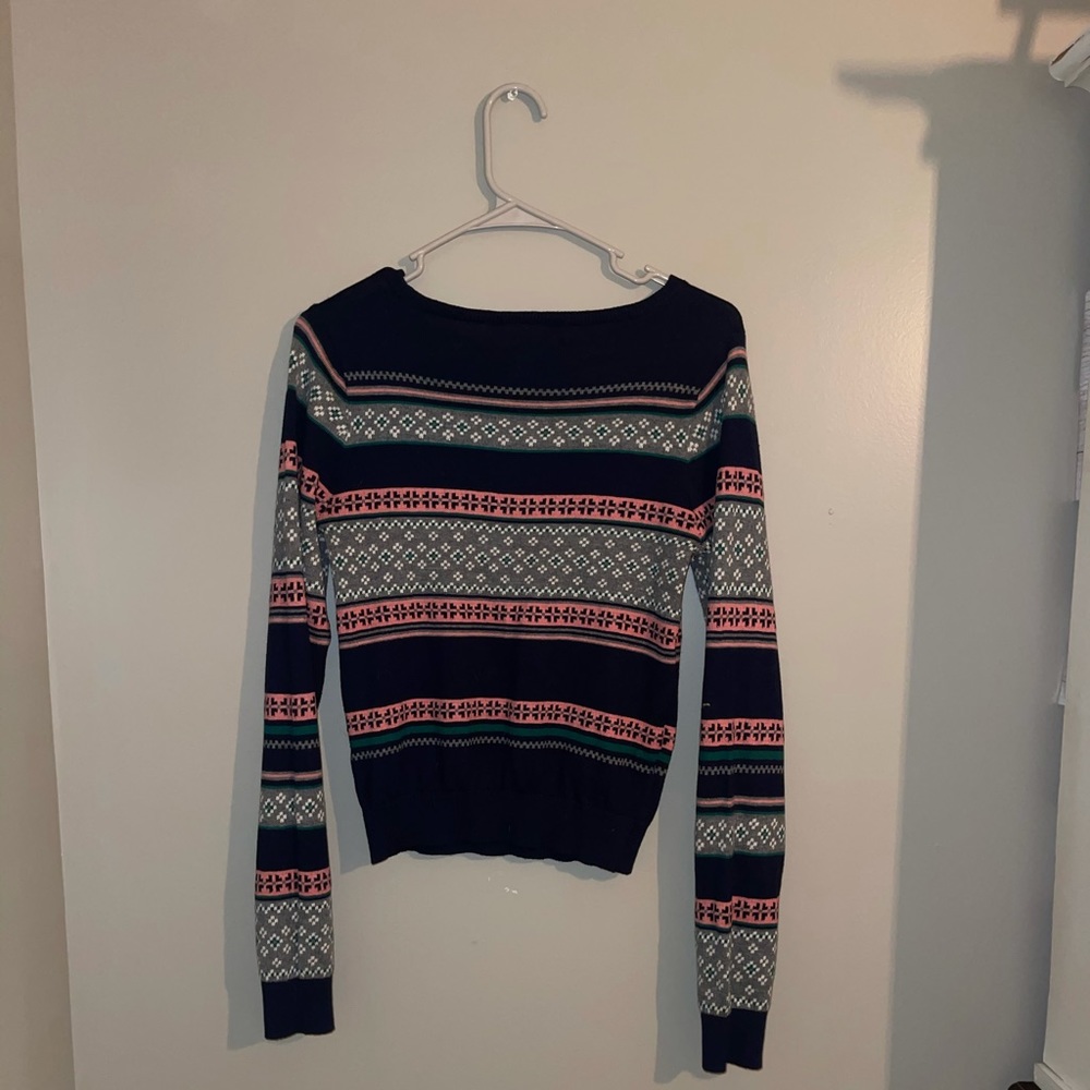 Light Sweater - Picture 3 of 3